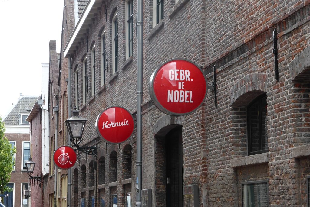 Uit Leiden